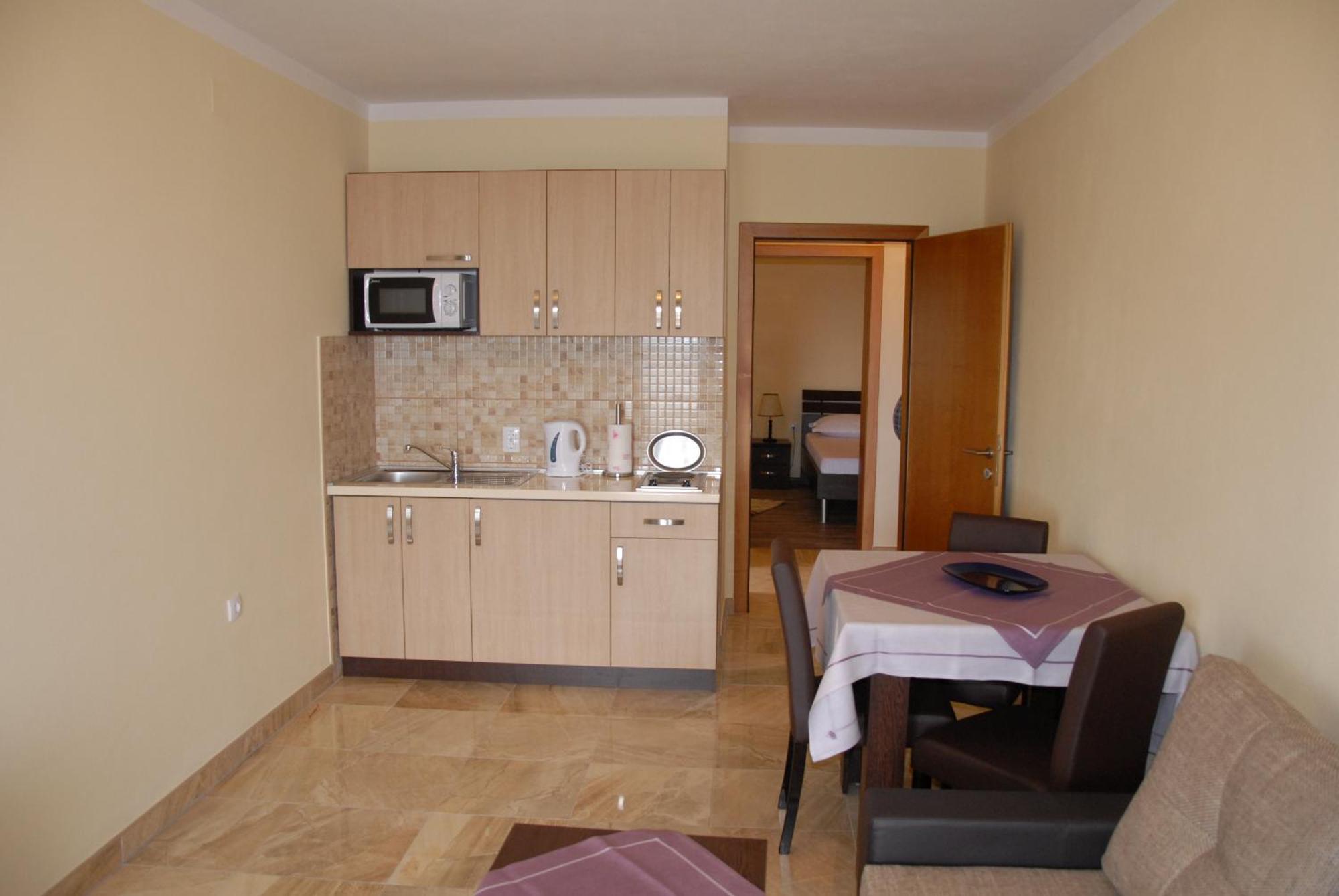 Guest House Evropa 2 أولتْسي المظهر الخارجي الصورة