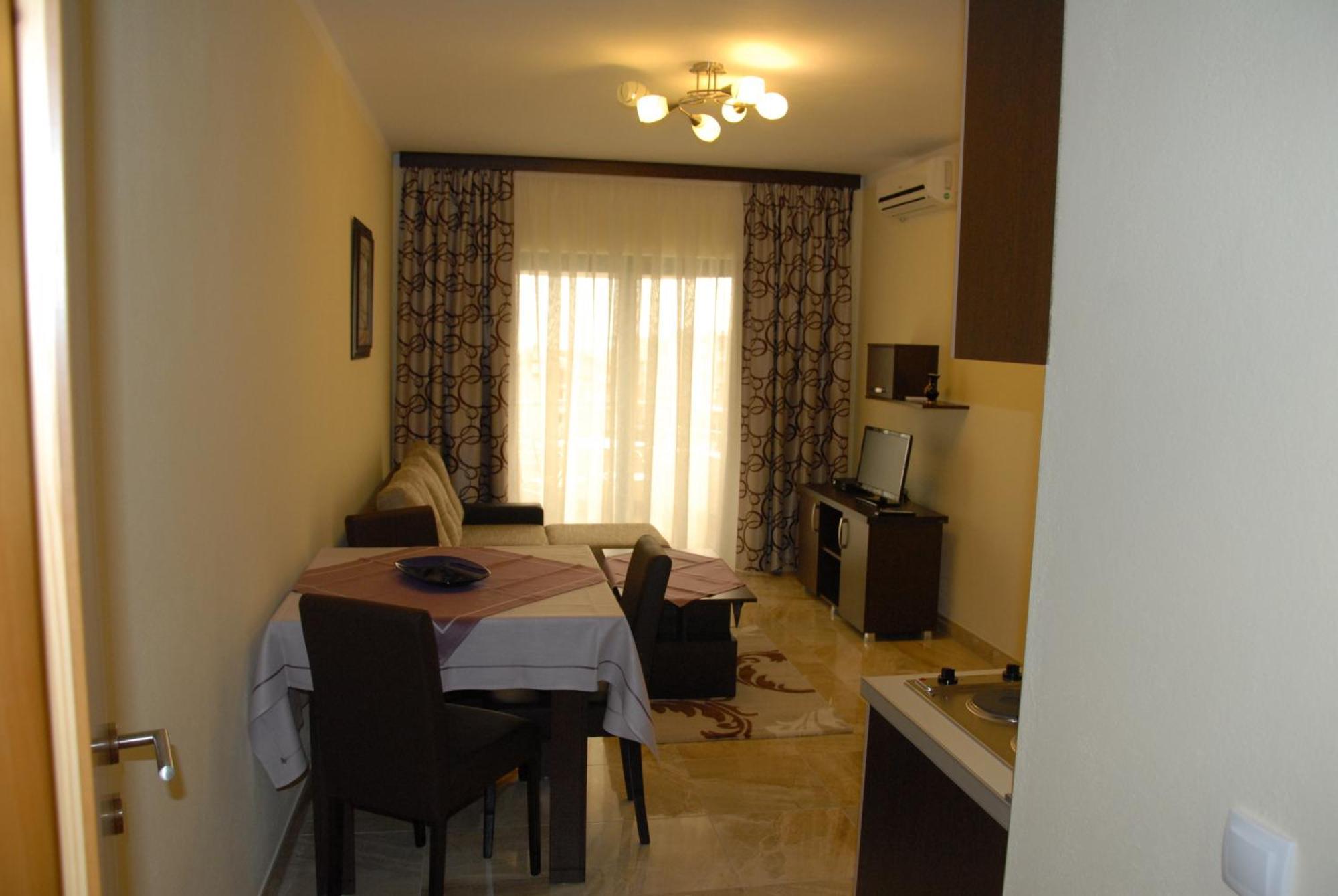 Guest House Evropa 2 أولتْسي المظهر الخارجي الصورة