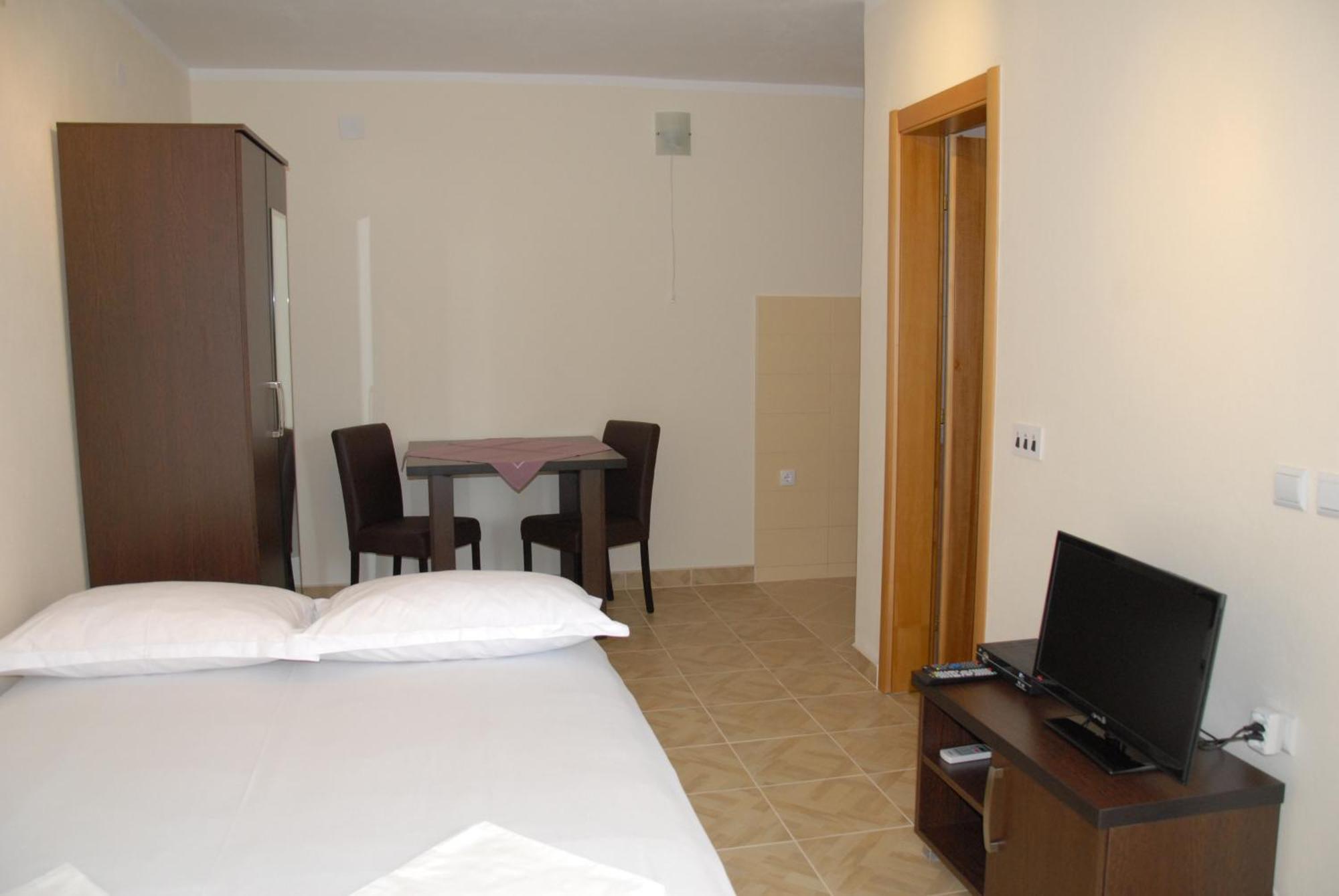 Guest House Evropa 2 أولتْسي المظهر الخارجي الصورة