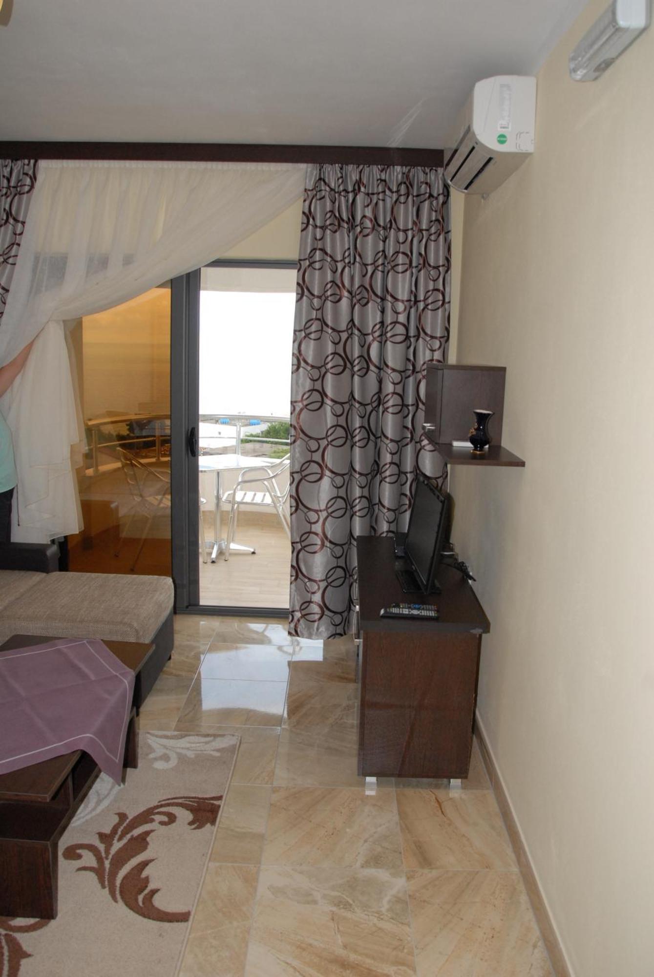 Guest House Evropa 2 أولتْسي المظهر الخارجي الصورة