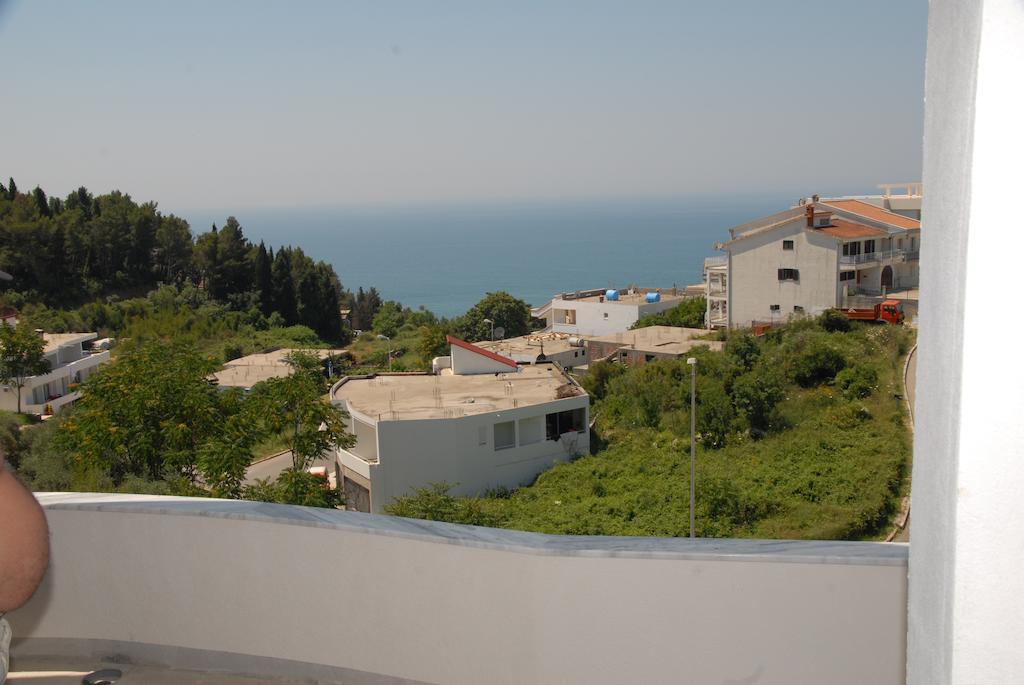 Guest House Evropa 2 أولتْسي الغرفة الصورة