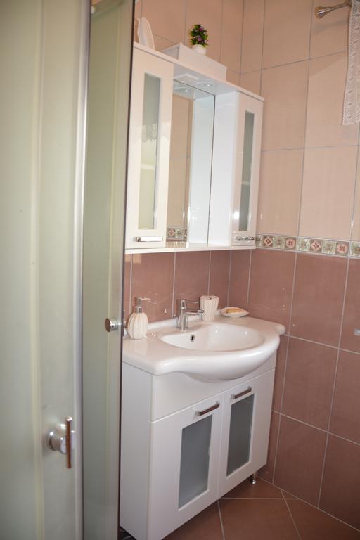 Guest House Evropa 2 أولتْسي المظهر الخارجي الصورة