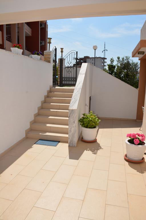Guest House Evropa 2 أولتْسي المظهر الخارجي الصورة