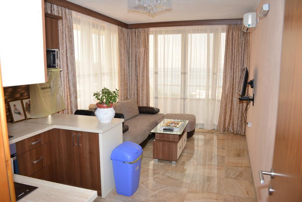 Guest House Evropa 2 أولتْسي المظهر الخارجي الصورة